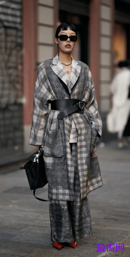 1763976352725669.png image.png